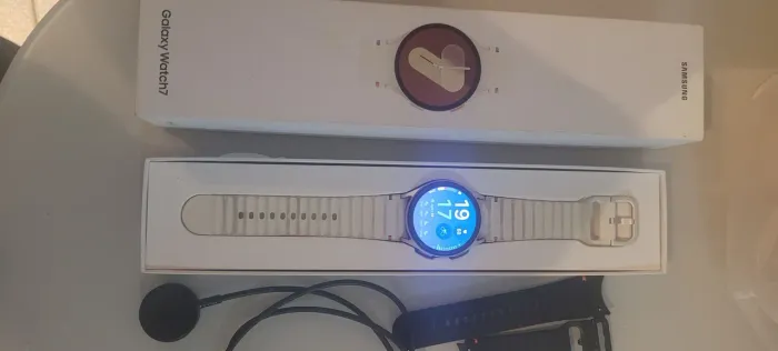 Vende-se Galaxy watch 7 LTE