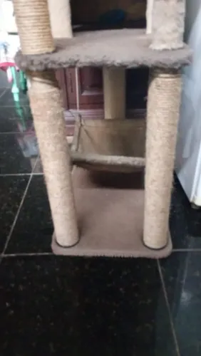 Casa pra gato , brinquedo pra gato com rede