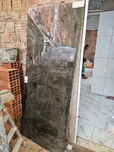 Porta de vidro fumê