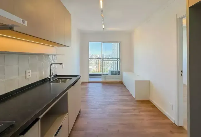 Imóvel para aluguel possui 33 metros quadrados com 1 quarto