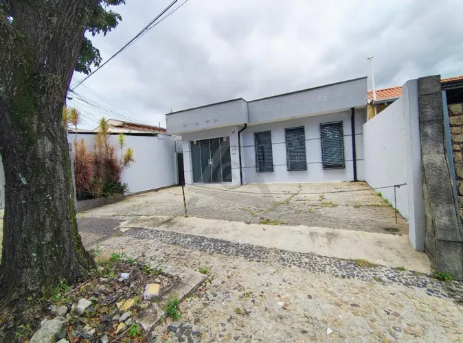 Casa para alugar em Campinas, Jardim Leonor, com 4 quartos, com 196 m²
