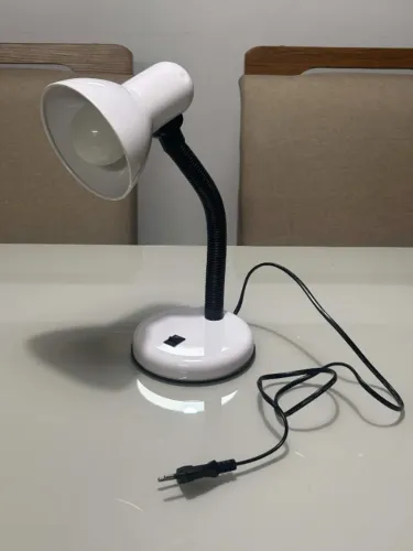 Luminaria de Mesa Taschibra TLM04 Branco - Abajur para leitura