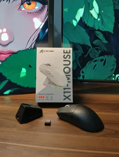 ? Mouse Gamer Attack Shark X11 - Ultraleve com Base de Carregamento!