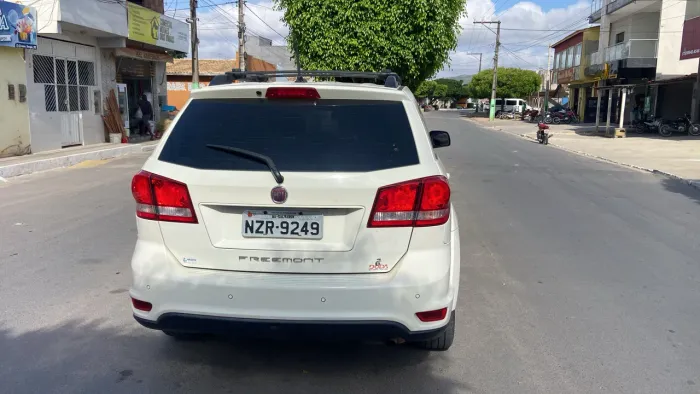 Fiat Freemont 2.4 16V 5P Aut. 2012