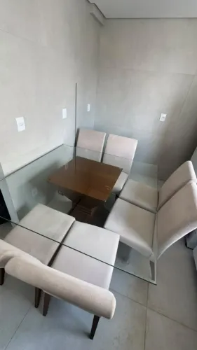 Mesa de jantar 6 cadeiras