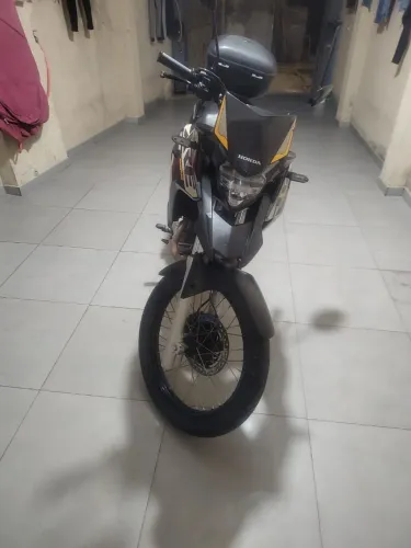 Honda XRE 2023