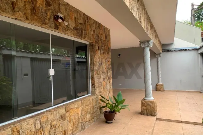 Casa Comercial Térrea com 5 Salas, 211 m², por R$ 9.900,00 no Jardim Pau Preto em Indaiatu