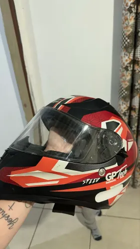 Capacete