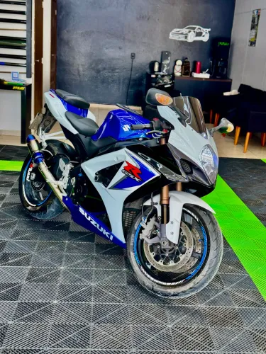 GSX-R SRED 1000