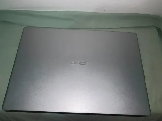 Acer Aspire 5 i5 10ª Gen | 8GB RAM | SSD 512GB | Excelente Estado