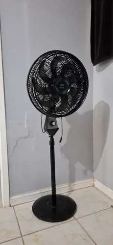 Vendo esse ventilador de Coluna WAP Flow Turbo 180W