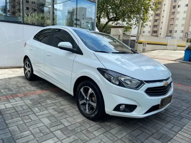 Chevrolet Onix Hatch LTZ 1.4 8V Flex Mec. 4P 2018