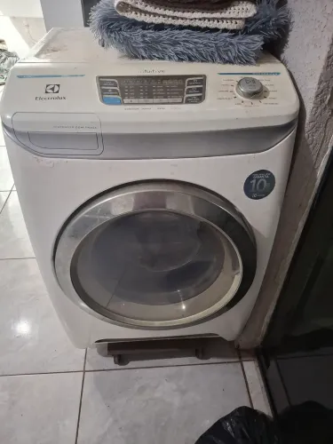 Lava e seca Electrolux