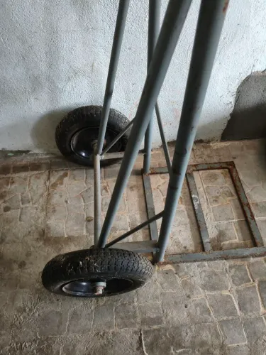 Carrinho Armazém Usado
