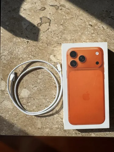 iPhone 17 Pro Max Laranja 256gb NOVO