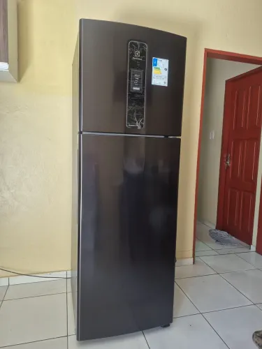 Geladeira Electrolux Inverse Duplex Frost free Inverter 390 L