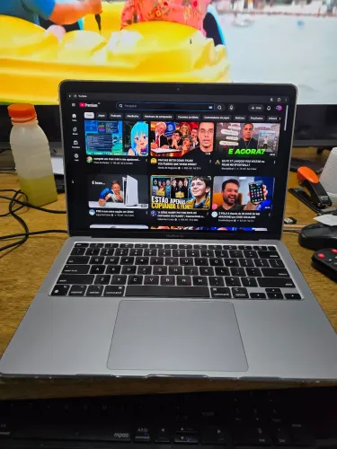 Macbook air m1 256gb 8gb RAM