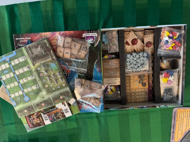 Jogo de tabuleiro Margraves of valeria kickstarter com sleeves full pledge