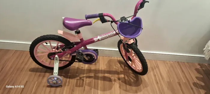 Bicicleta rosa aro 16,menina.