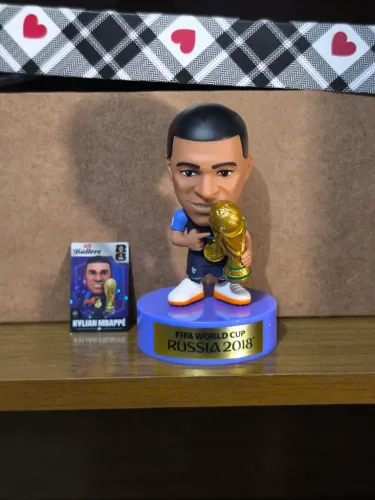 Mbappé Super Raro Ballers