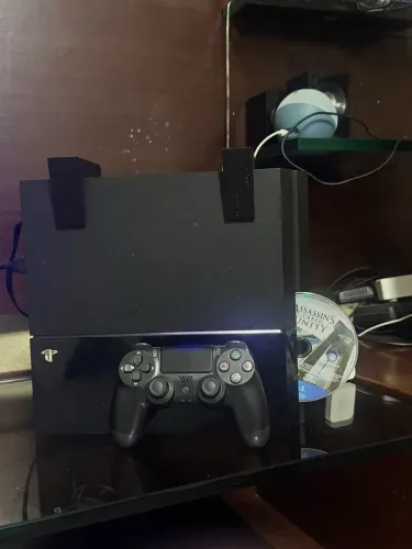 Ps4 1 controle + jogo