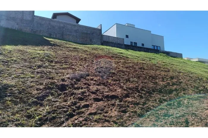 Terreno à venda no Condomínio Ravenna, Itatiba/SP