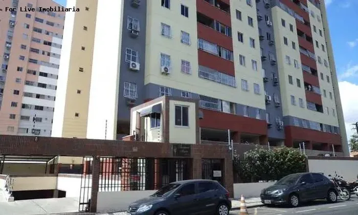 Apartamento para Venda em Fortaleza / CE no bairro Jóquei Clube