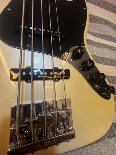 Baixo Fender Bass Player II ! TOP
