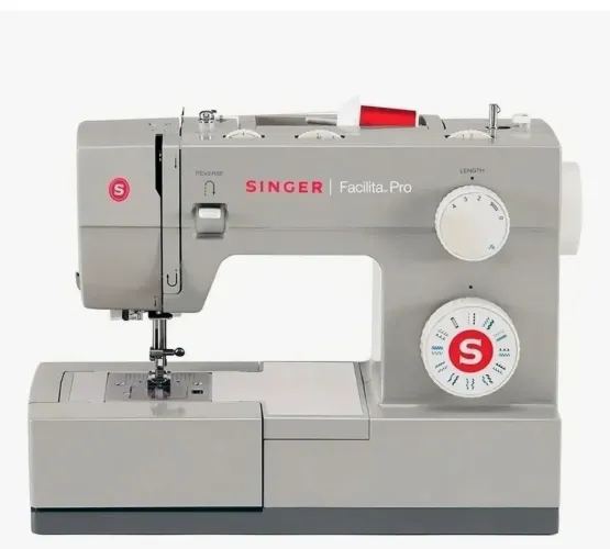 Máquina Singer, semi nova 