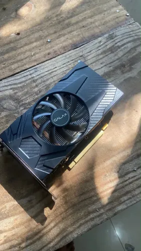 VENDO / TROCO RTX 3050 8GB GDRR6