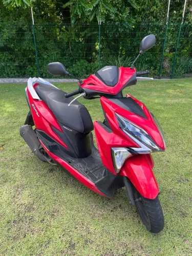 Honda Elite 125cc - Vermelha