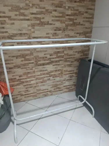 Arara para roupa