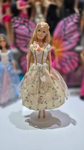 Barbie Annelise Hora do Chá