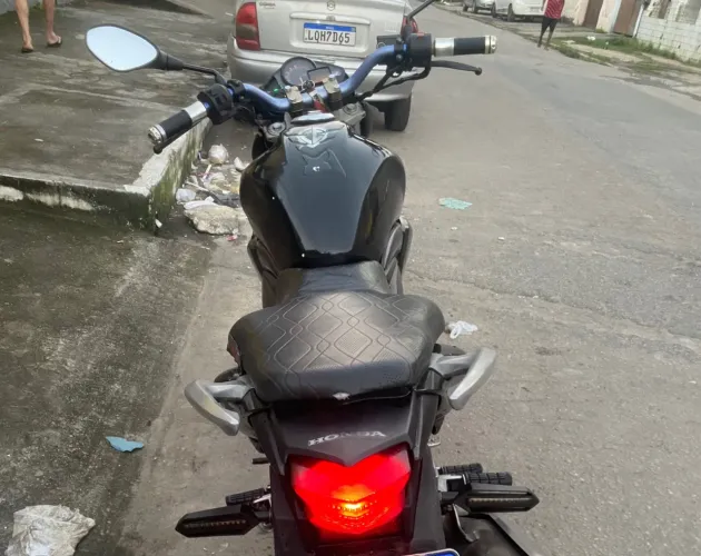 Moto em bom estado!