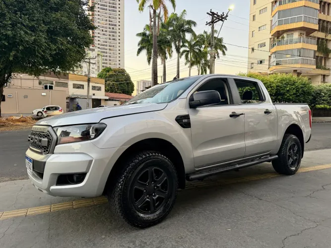 Ford Ranger XLS 2.2 4X4 CD Diesel Mec. 2017