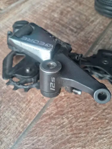 Shimano Deore pouco uso 12v