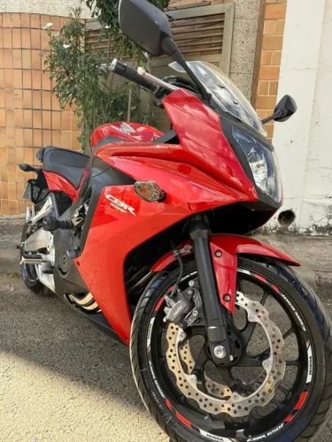 Honda CBR 650F Vermelha - Muito Conservada | Baixa KM | Impecável