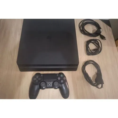 PlayStation 4 Slim - Usado