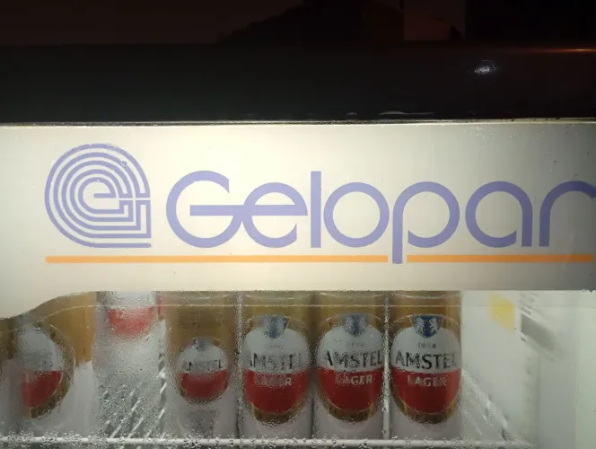Geladeira Expositor de bebidas Gelopar