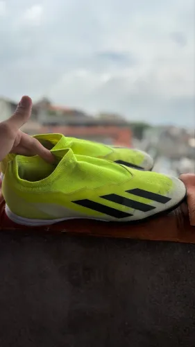 Chuteira Adidas Crazyfast X sem cadarço 44