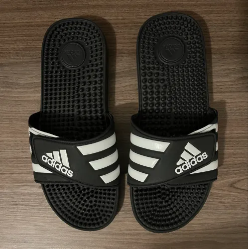 Chinelo Adidas Adissage