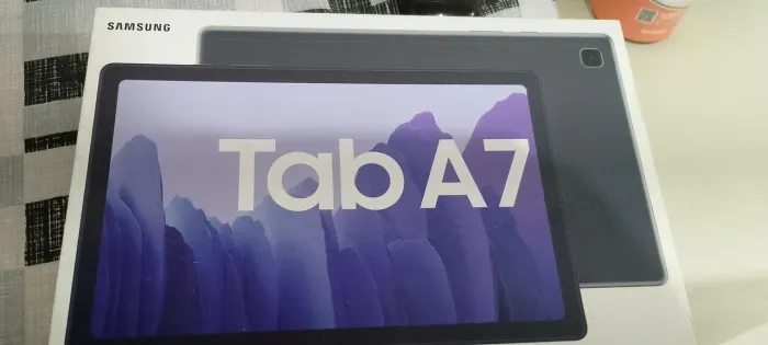 Tablet Samsung A7 - pouco uso em perfeito estado