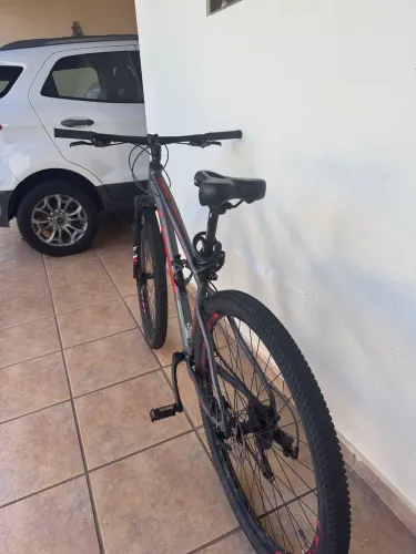 Bicicleta lótus shimano aro 29