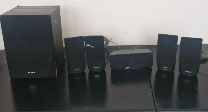 5 Caixinhas + 1 Subwoffer