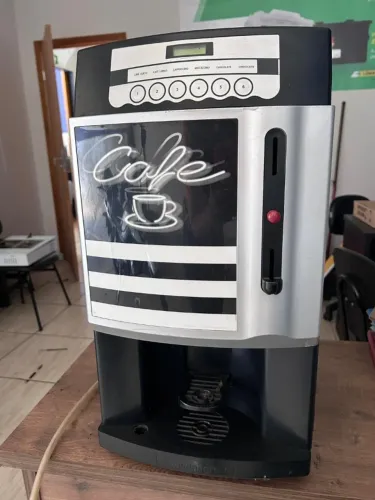 Máquina de Café Vending (Rheavendors)