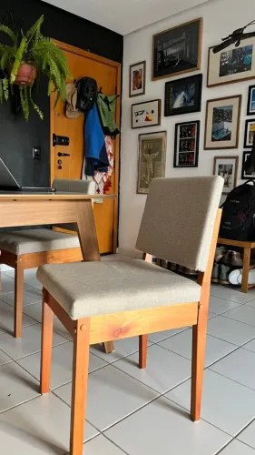 Kit 4 Cadeiras de Jantar Estofadas Madeira Maciça Miami Cerejeira Palha