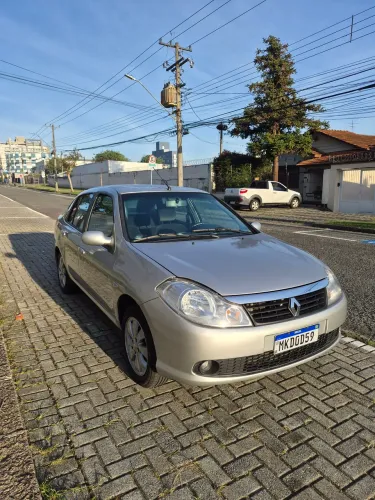 Renault Symbol Privilège Hi-flex 1.6 16V 4P 2012