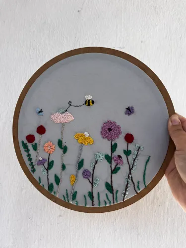 Quadro bordado a mão