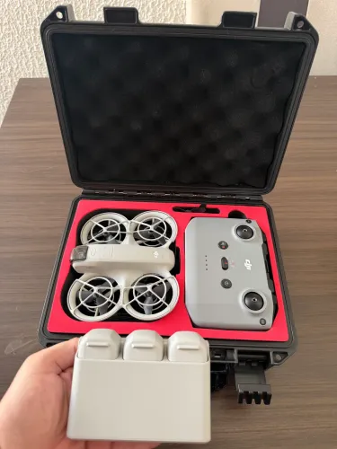 DRONE DJI NEO COMPLETO MALETA