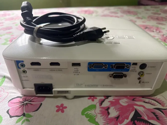 Data show bens  mx560 